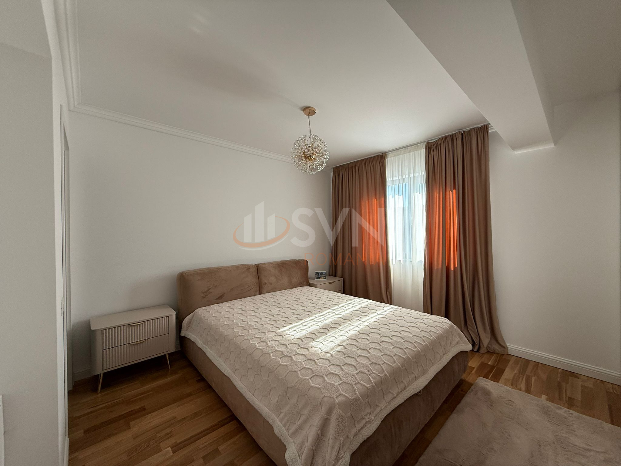 Casa, 4 camere Bucuresti/Bucurestii Noi