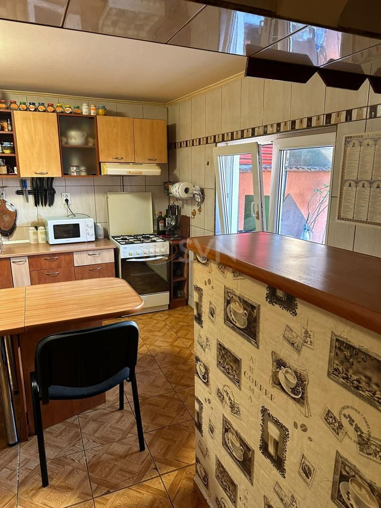 Casa, 4 camere Bucuresti/Bucurestii Noi