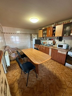 Casa, 4 camere Bucuresti/Bucurestii Noi