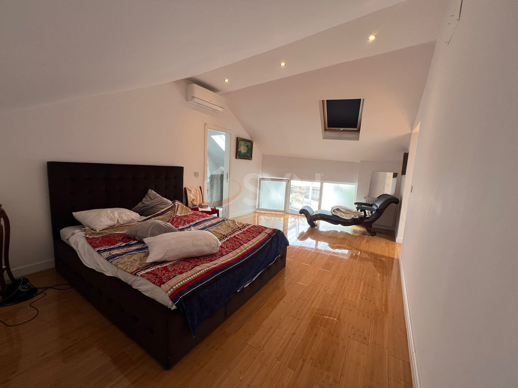 Casa, 4 camere Bucuresti/Domenii