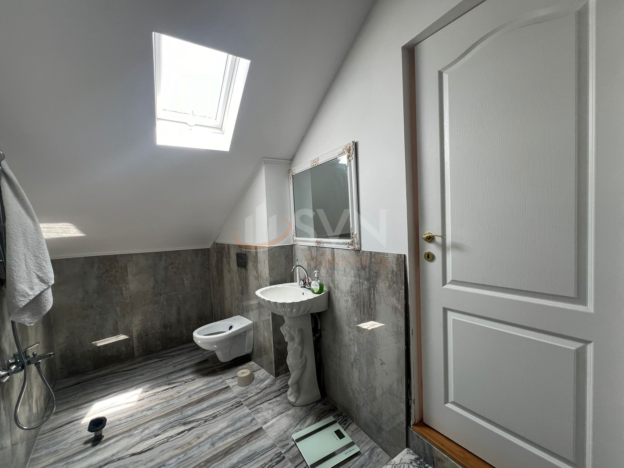 Casa, 4 camere Bucuresti/Domenii