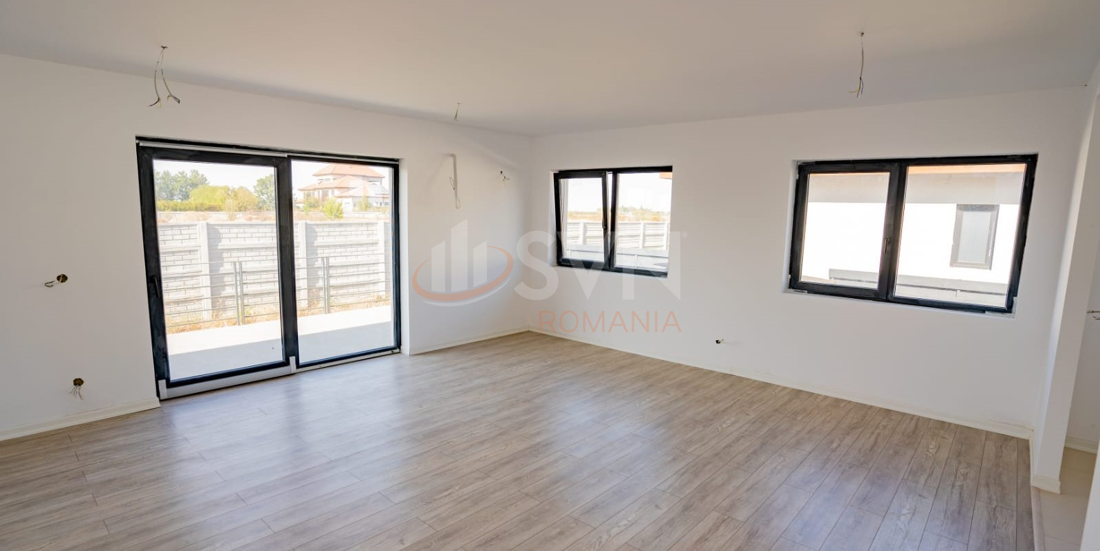 Casa, 4 camere Dambovita/Centru