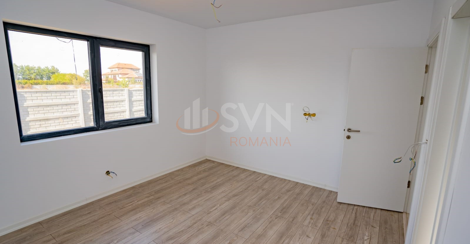 Casa, 4 camere Dambovita/Centru