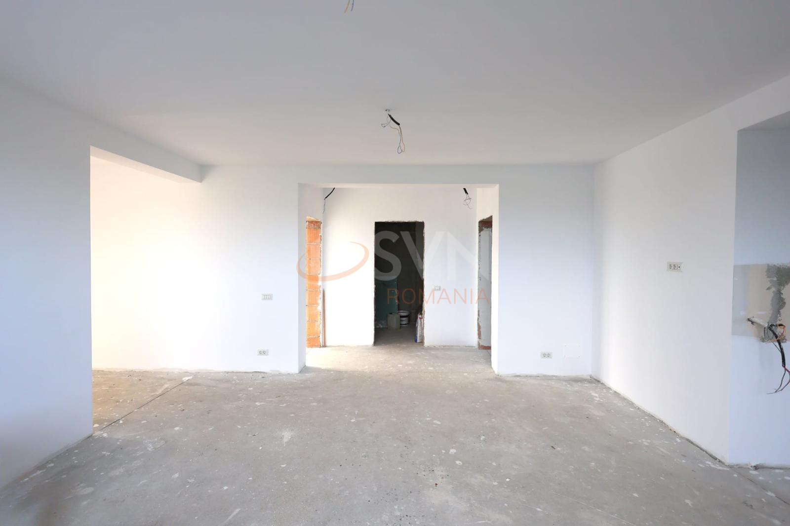 Casa, 4 camere Dambovita/Centru