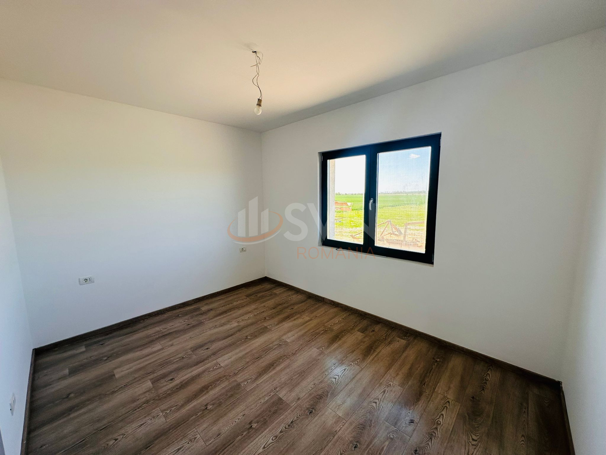 Casa, 4 camere Dambovita/Centru