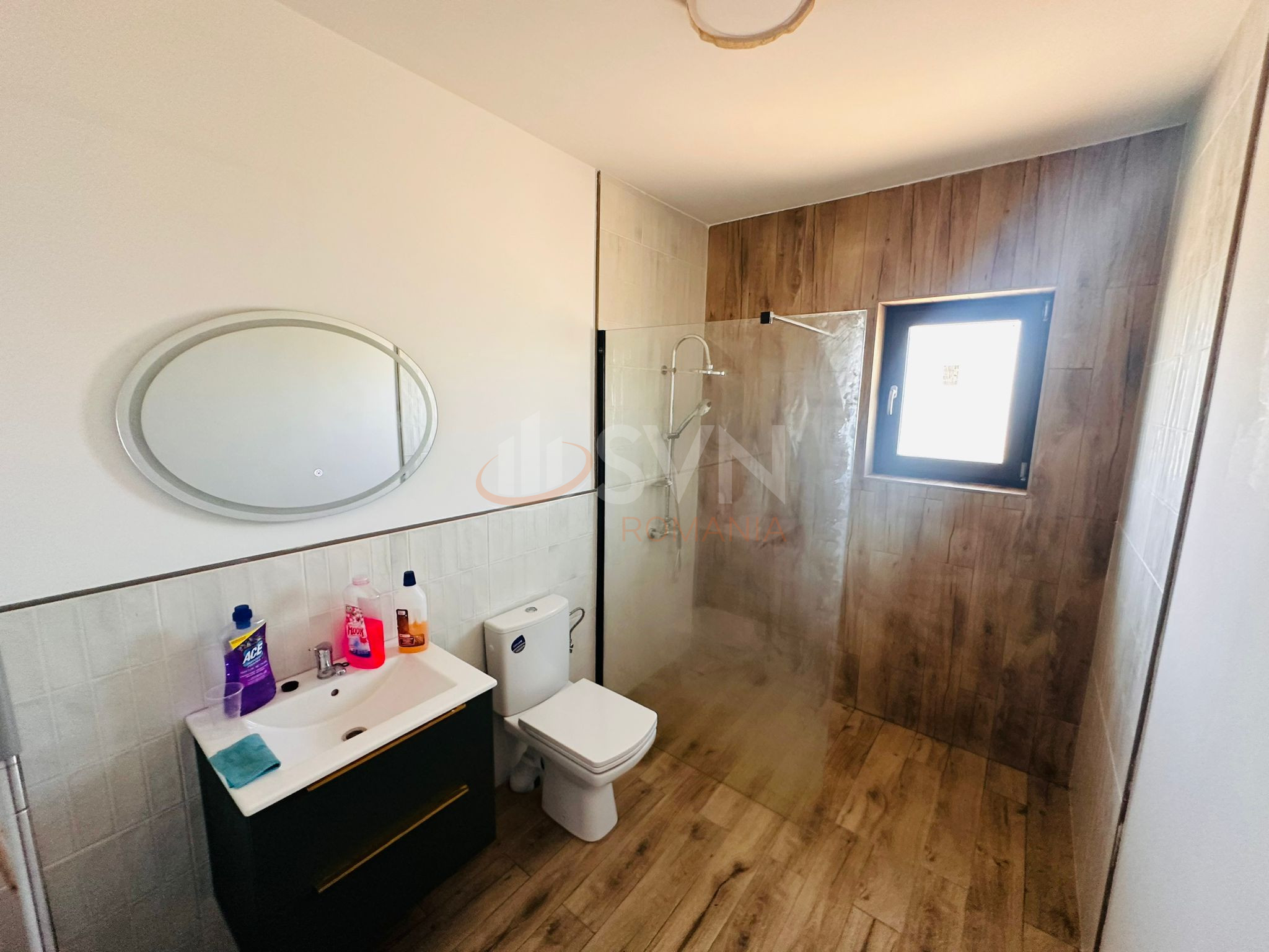 Casa, 4 camere Dambovita/Centru