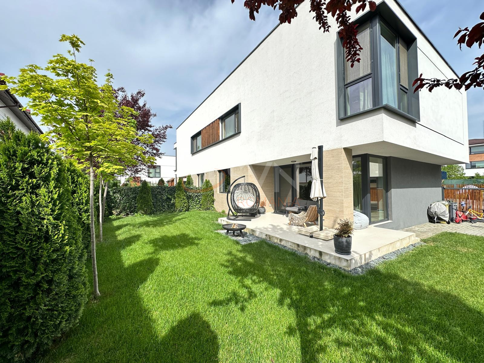Casa, 4 camere Bucuresti/Pipera