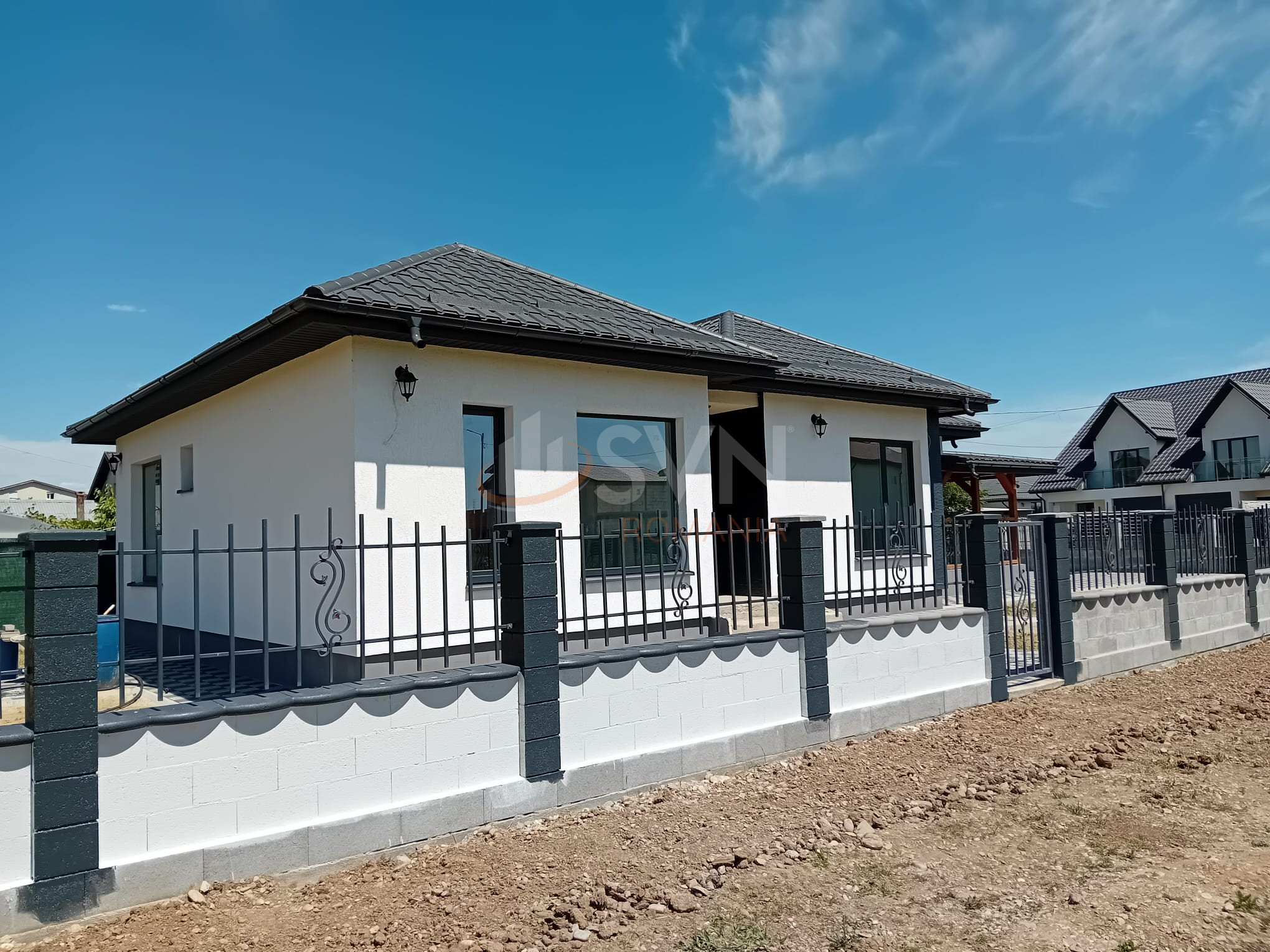 Casa, 4 camere Dambovita/Centru