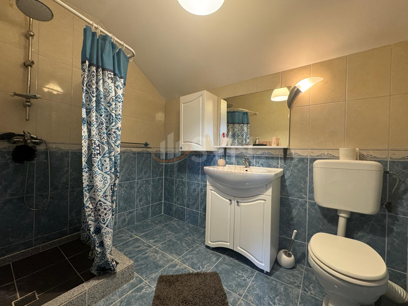 Casa, 4 camere Dambovita/Centru