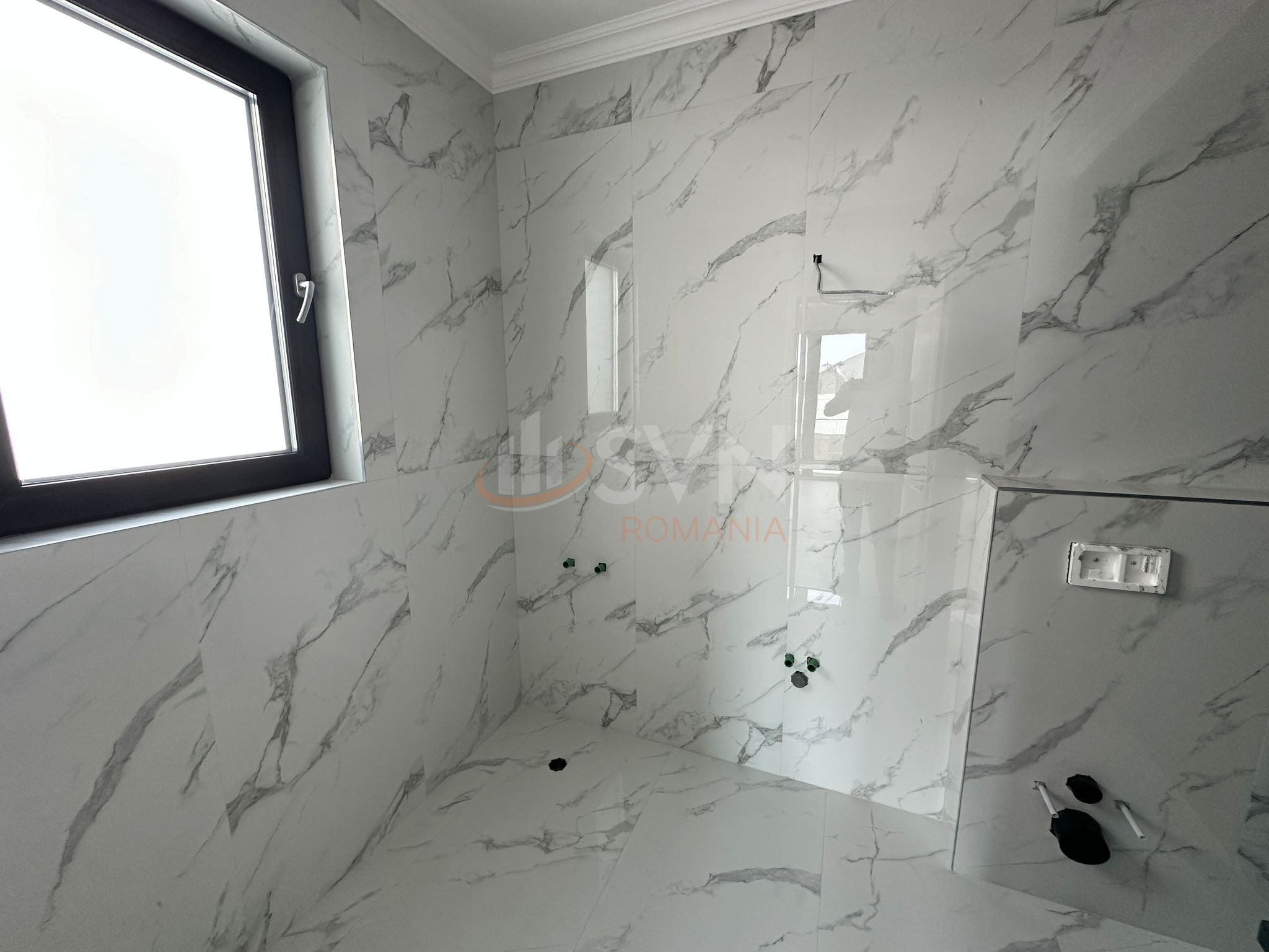 Casa, 4 camere Bucuresti/Bucurestii Noi