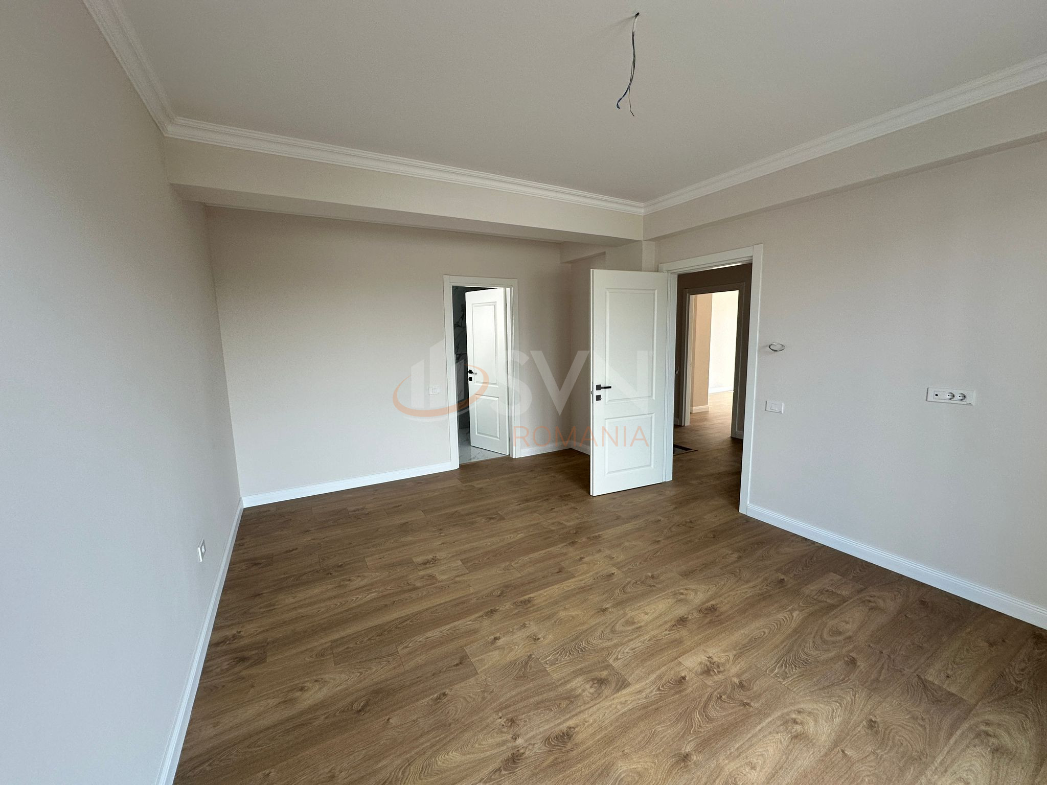 Casa, 4 camere Bucuresti/Bucurestii Noi