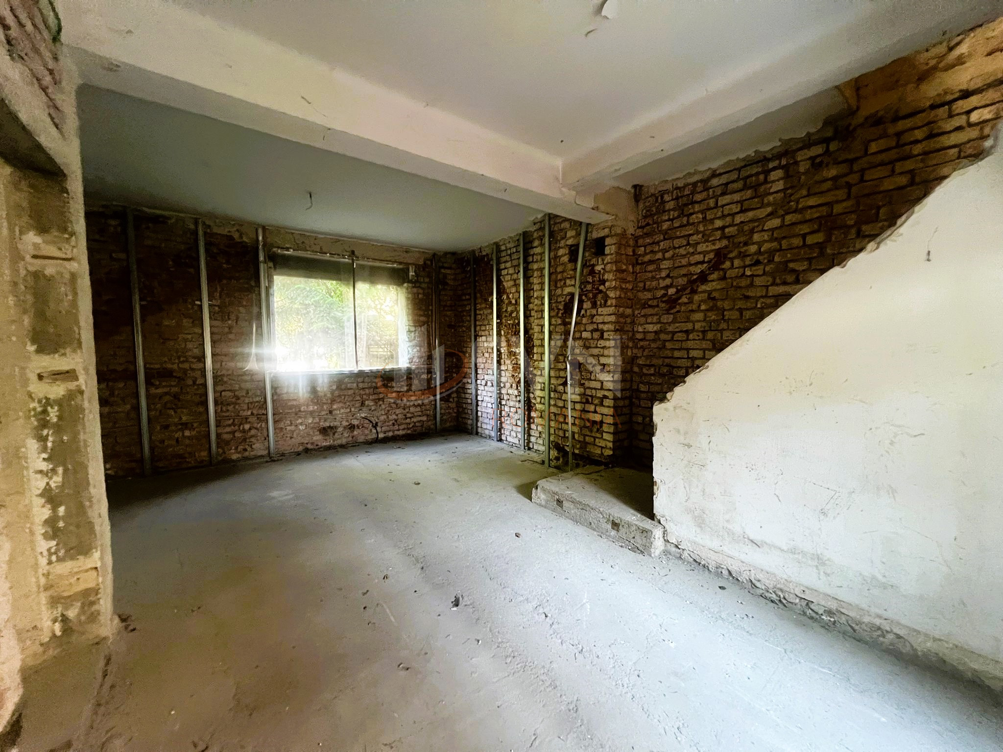 Casa, 4 camere Bucuresti/Primaverii