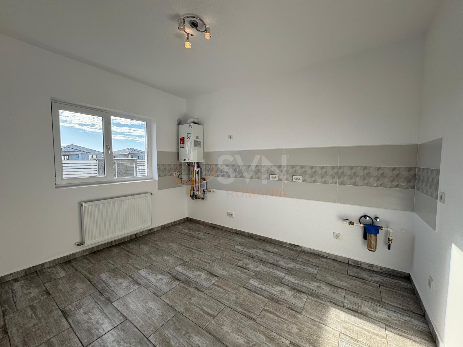 Casa, 4 camere Dambovita/Centru