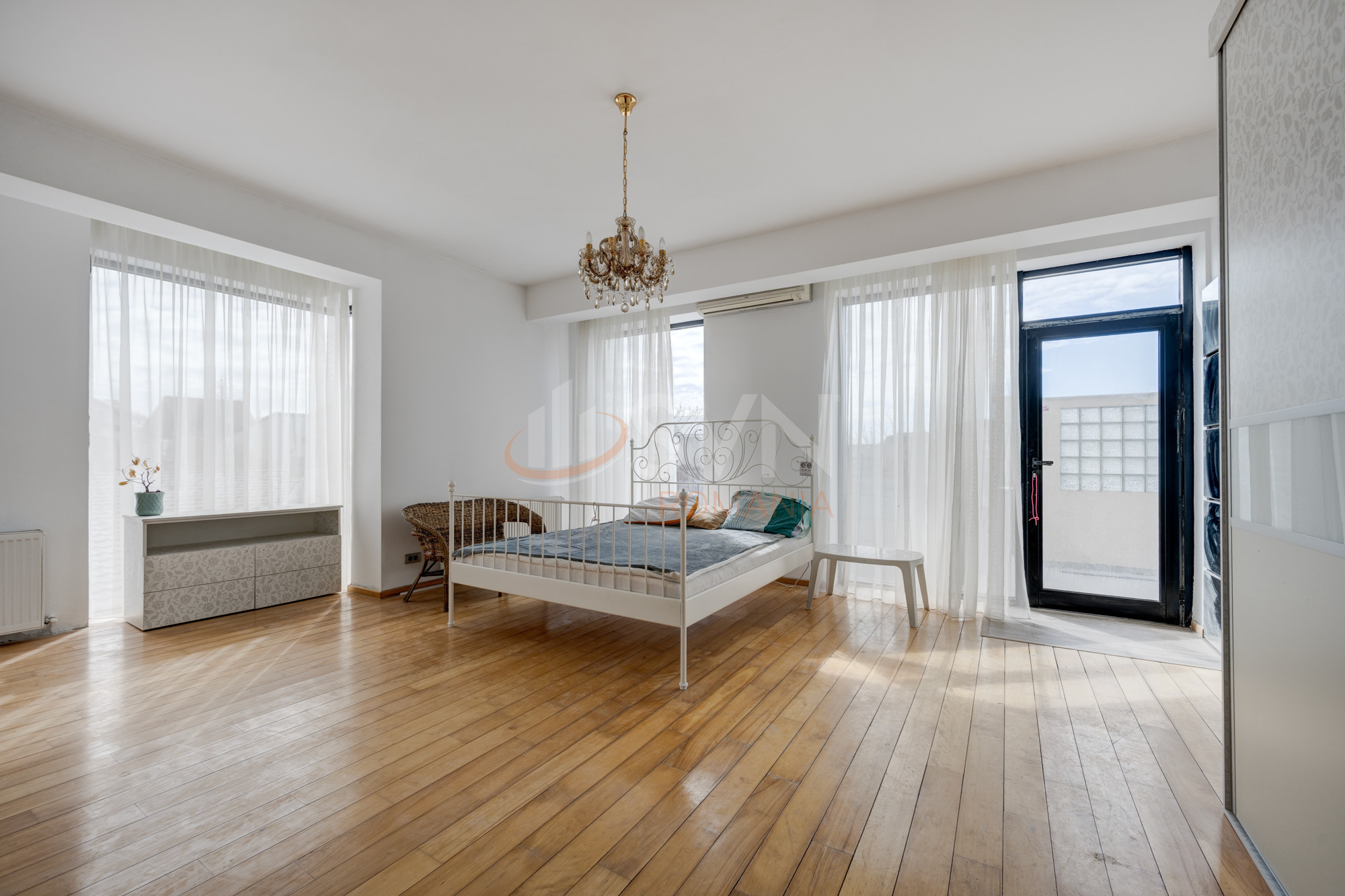 Casa, 4 camere Bucuresti/Baneasa