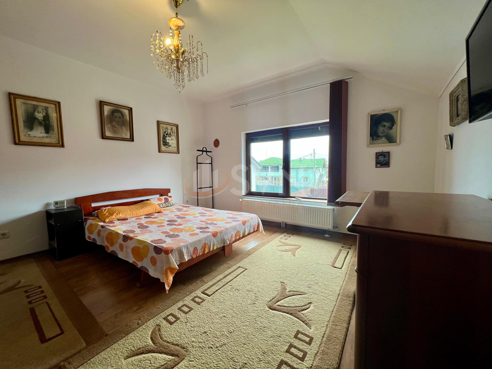 Casa, 4 camere Dambovita/Centru