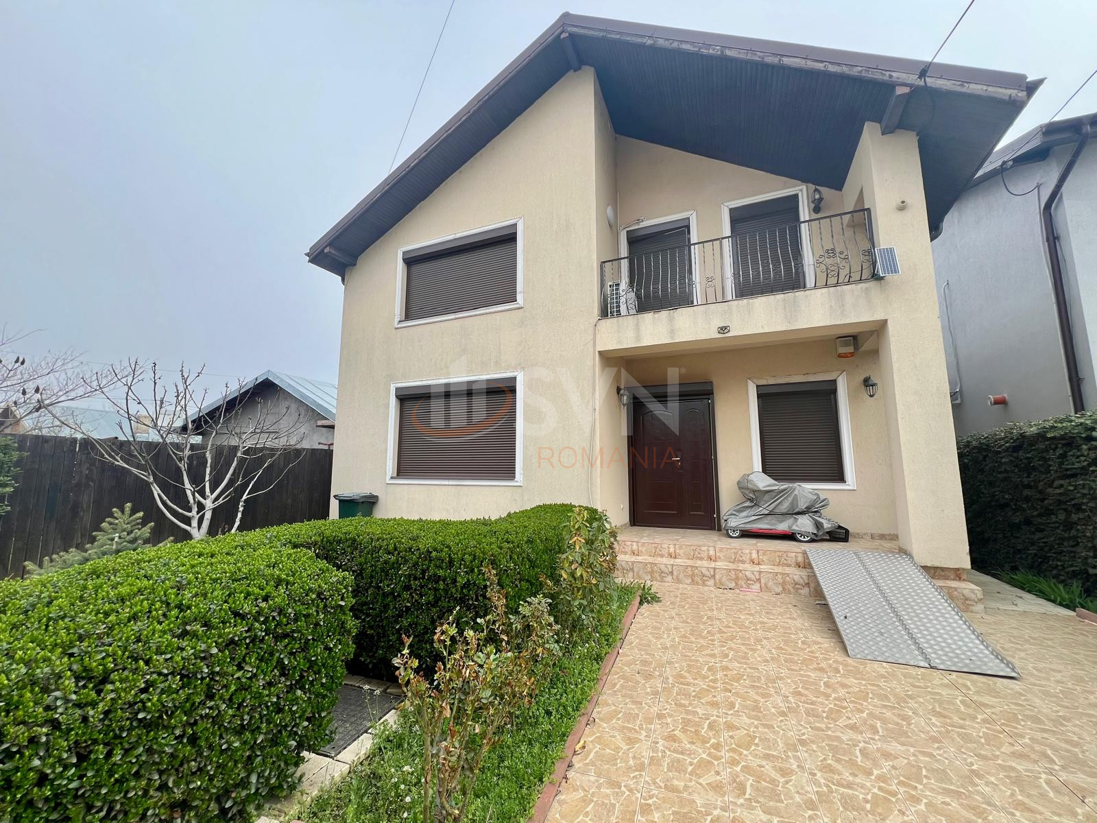 Casa, 4 camere Dambovita/Centru