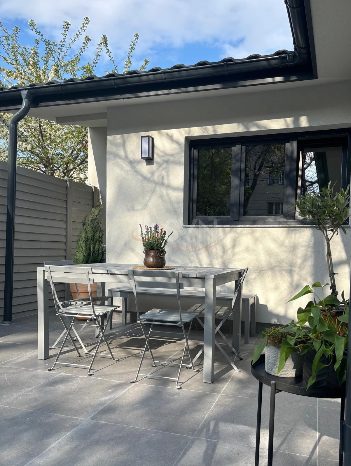 Casa, 4 camere Bucuresti/Bucurestii Noi