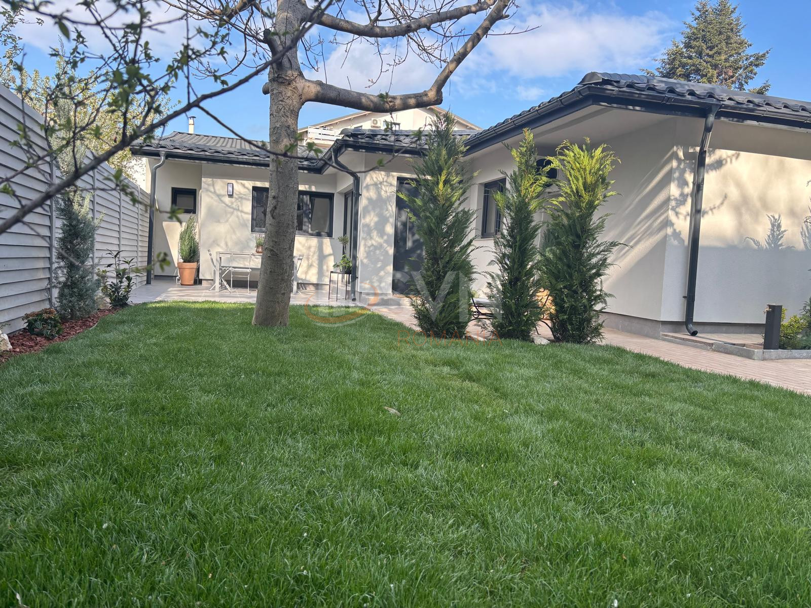 Casa, 4 camere Bucuresti/Bucurestii Noi