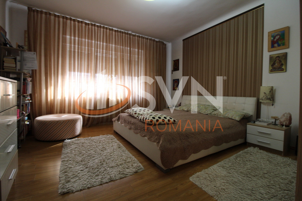 Casa, 4 camere Bucuresti/Victoriei