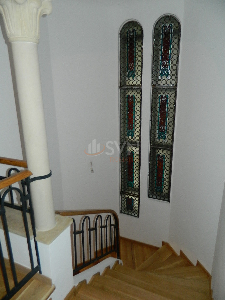 Casa, 5 camere Bucuresti/Capitale