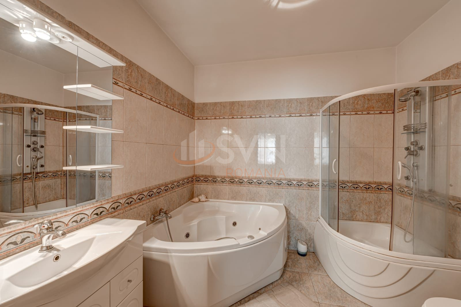 Casa, 5 camere Bucuresti/1 Mai