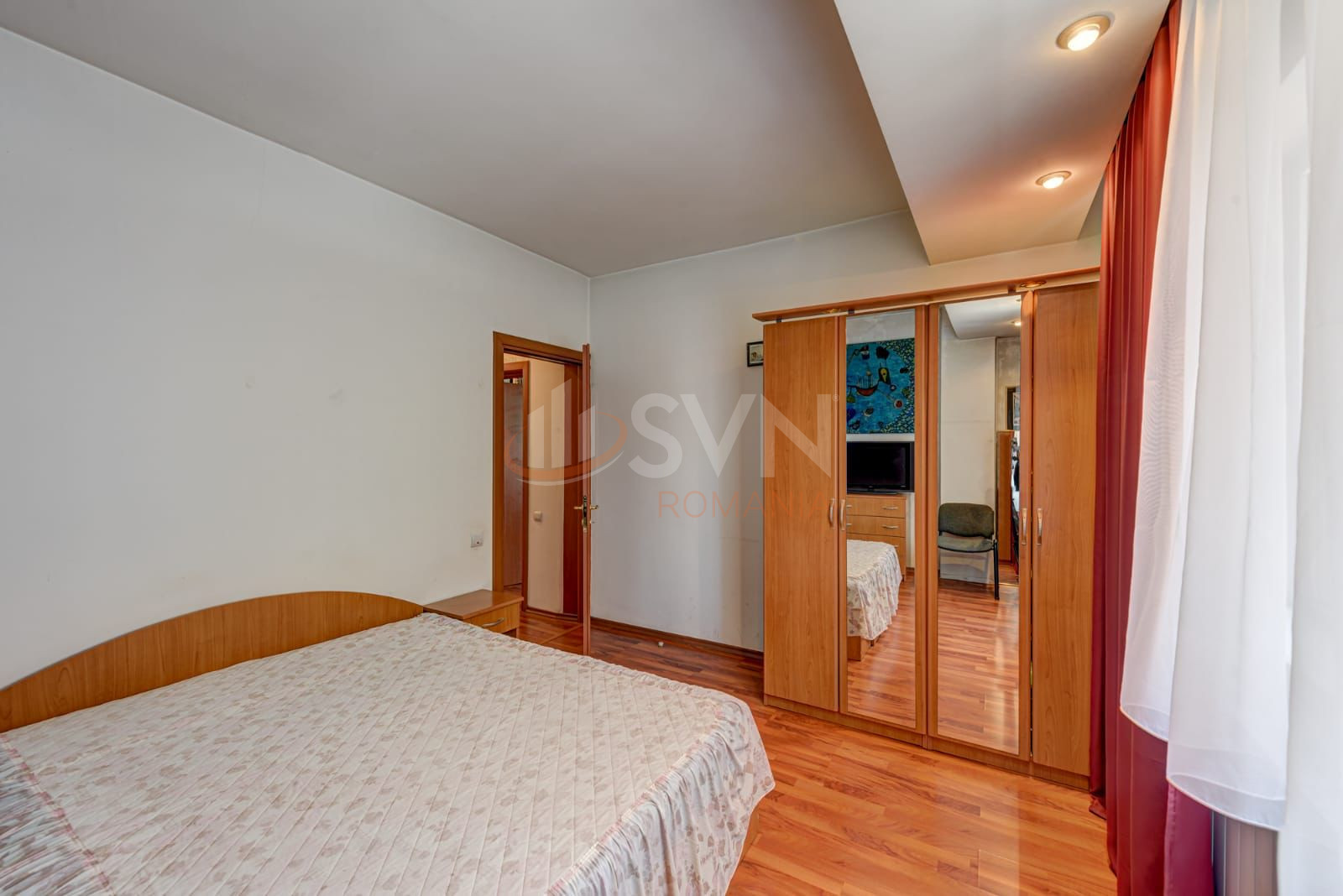 Casa, 5 camere Bucuresti/1 Mai