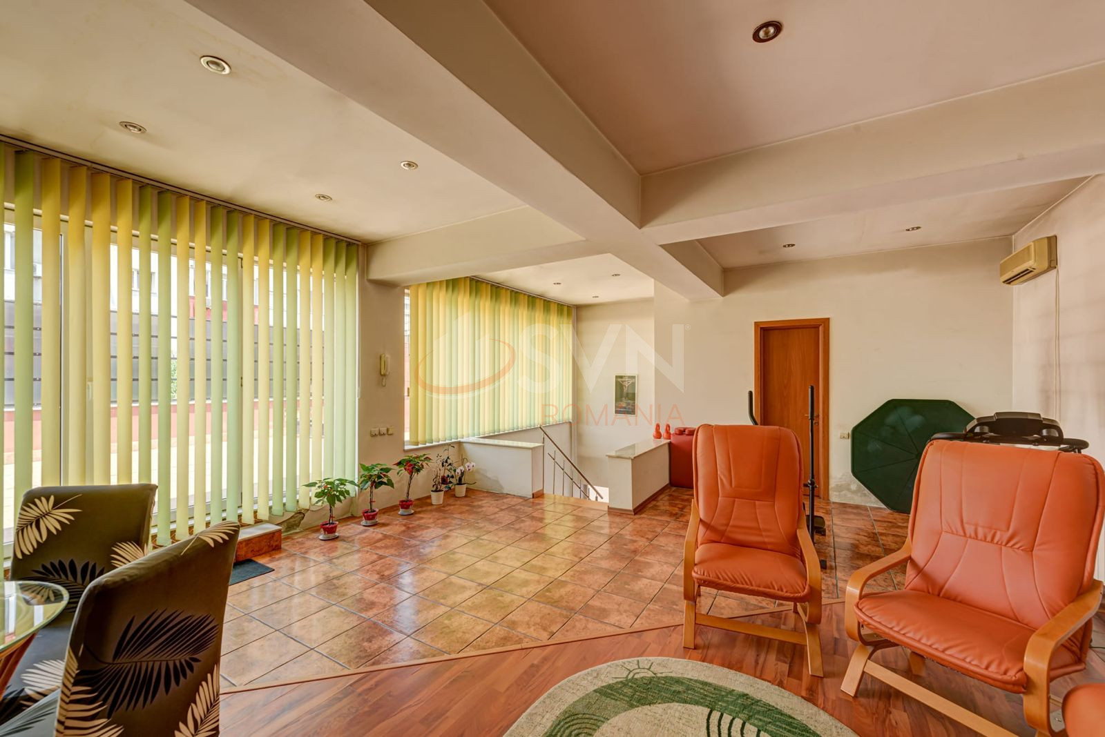 Casa, 5 camere Bucuresti/1 Mai