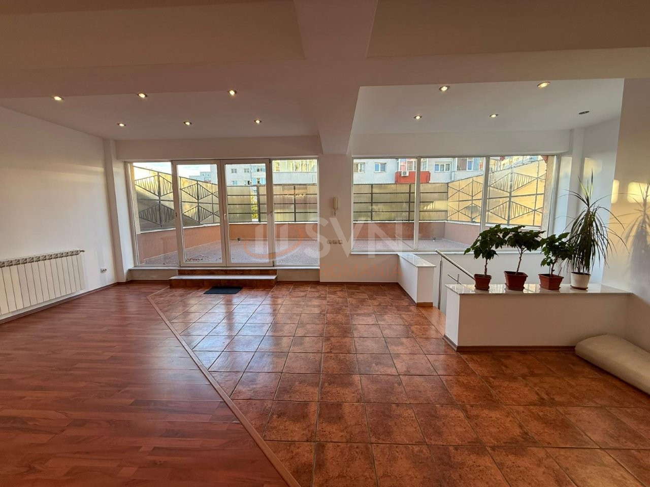 Casa, 5 camere Bucuresti/1 Mai