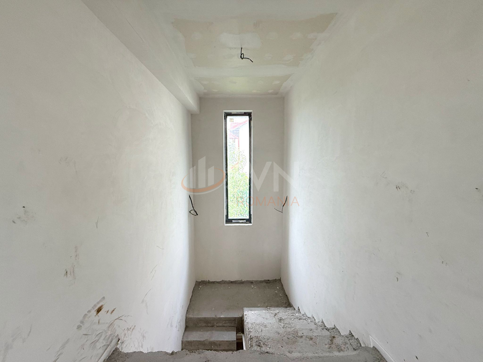 Casa, 5 camere Dambovita/Centru