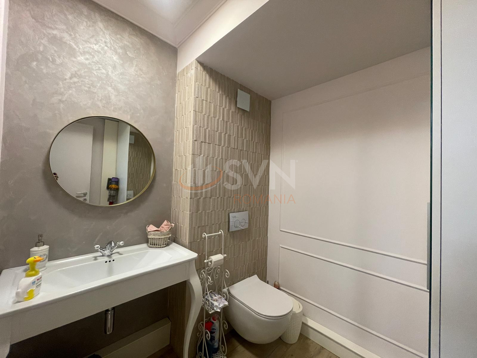 Casa, 5 camere Bucuresti/Lacul Tei