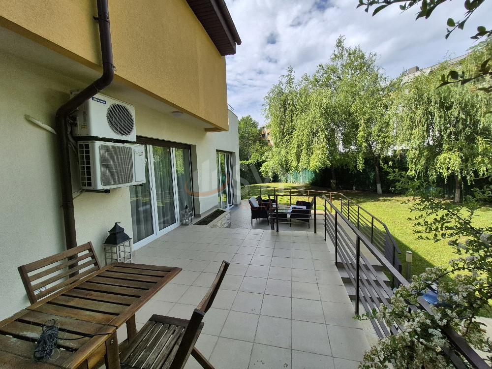 Casa, 5 camere Bucuresti/Pipera