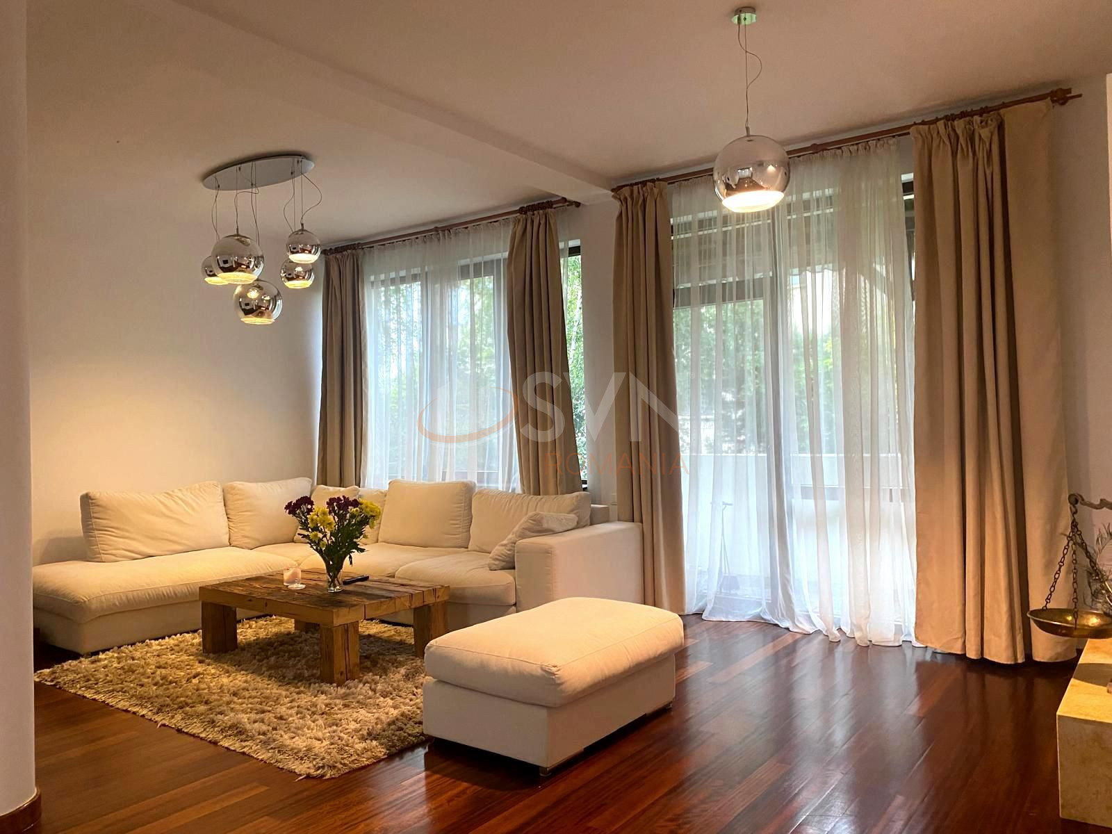 Casa, 5 camere Bucuresti/Baneasa