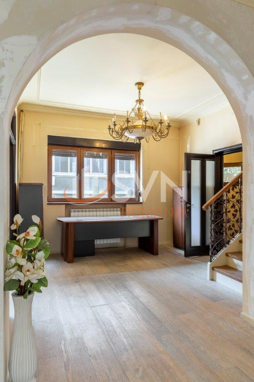 Casa, 5 camere Bucuresti/Unirii (s3)