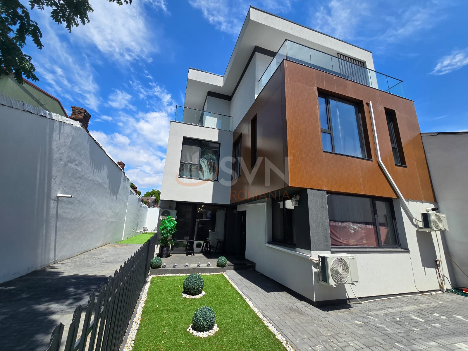 Casa, 5 camere Bucuresti/Lacul Tei