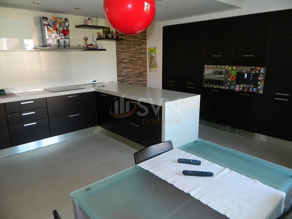Casa, 5 camere Ilfov/Corbeanca
