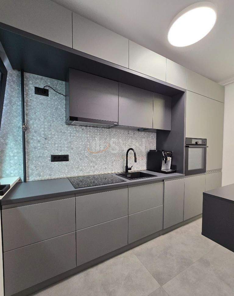 Casa, 5 camere Bucuresti/Dacia