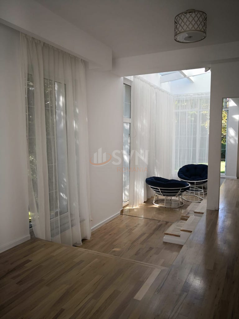 Casa, 5 camere Bucuresti/Iancu Nicolae
