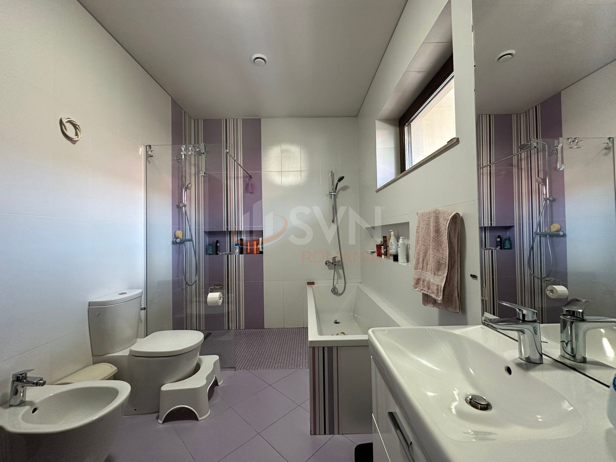 Casa, 5 camere Bucuresti/Bucurestii Noi