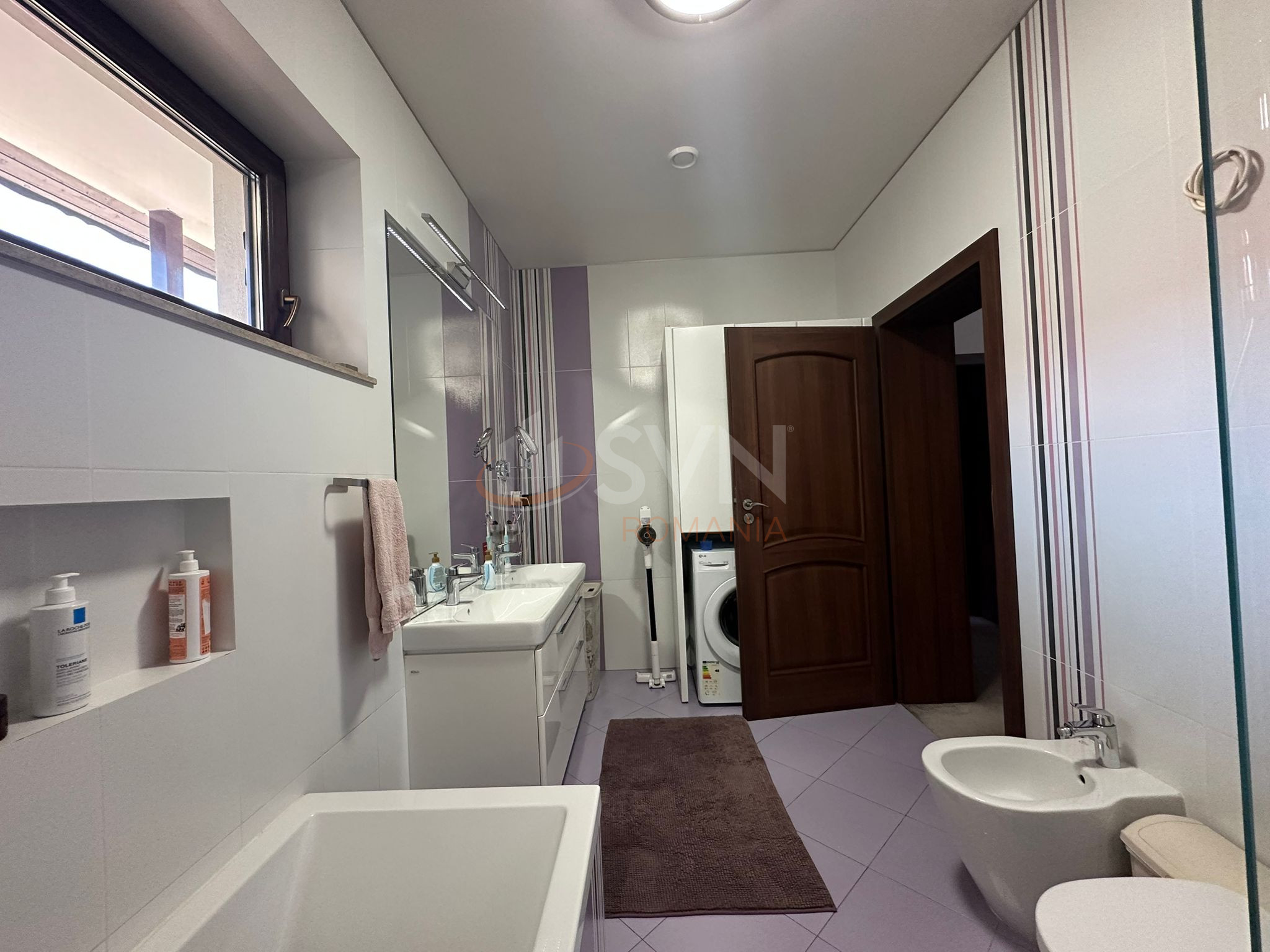 Casa, 5 camere Bucuresti/Bucurestii Noi