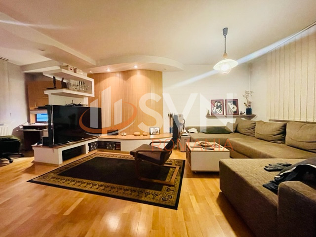 Casa, 5 camere Bucuresti/Vatra Luminoasa