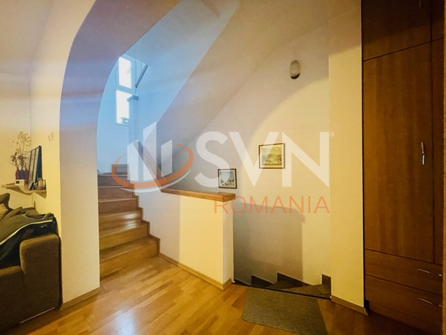 Casa, 5 camere Bucuresti/Vatra Luminoasa