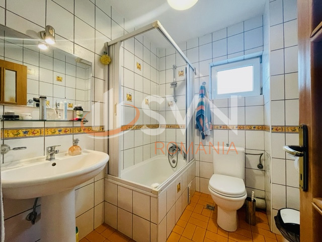 Casa, 5 camere Bucuresti/Vatra Luminoasa