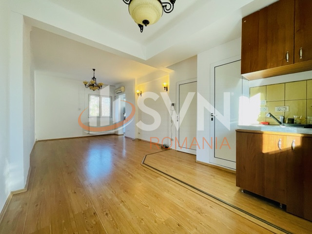 Casa, 5 camere Bucuresti/Vatra Luminoasa