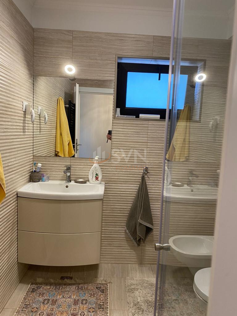 Casa, 5 camere Bucuresti/Titan