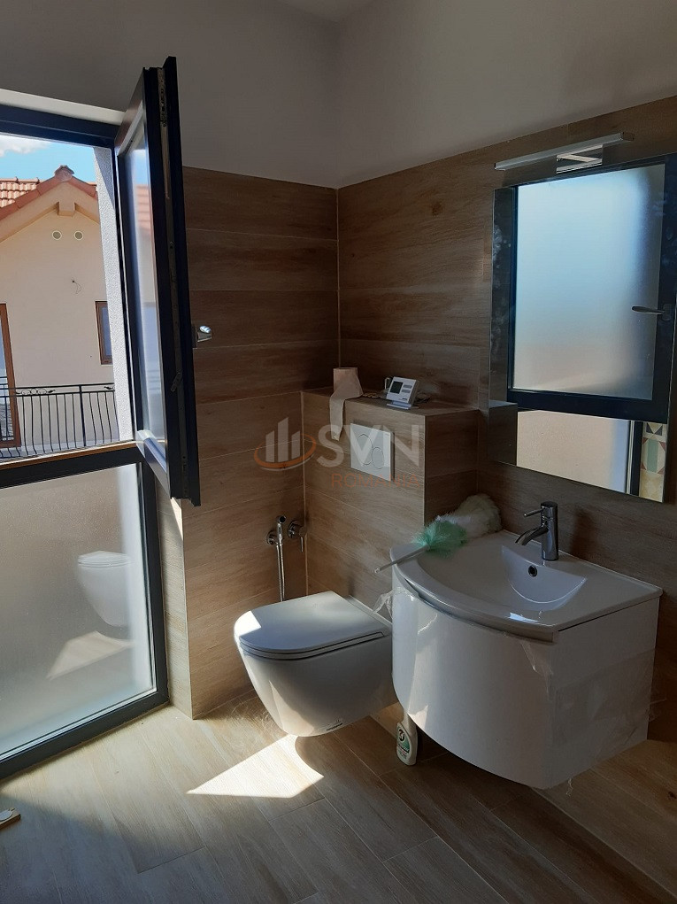 Casa, 5 camere Cluj/Dambul Rotund