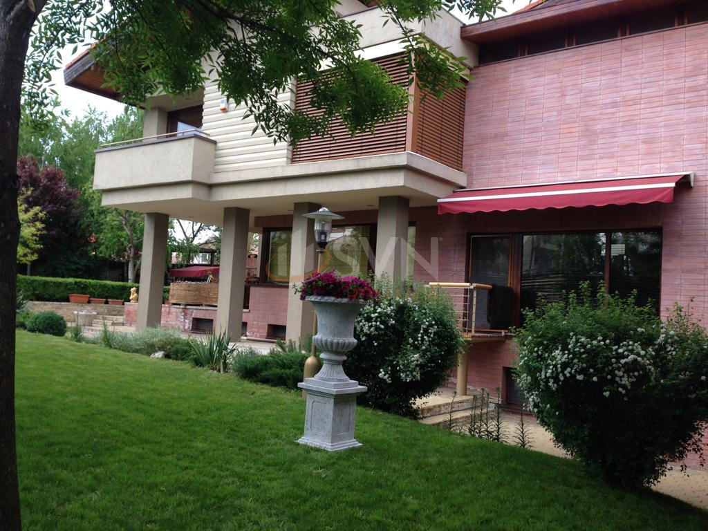 Casa, 5 camere Bucuresti/Pipera