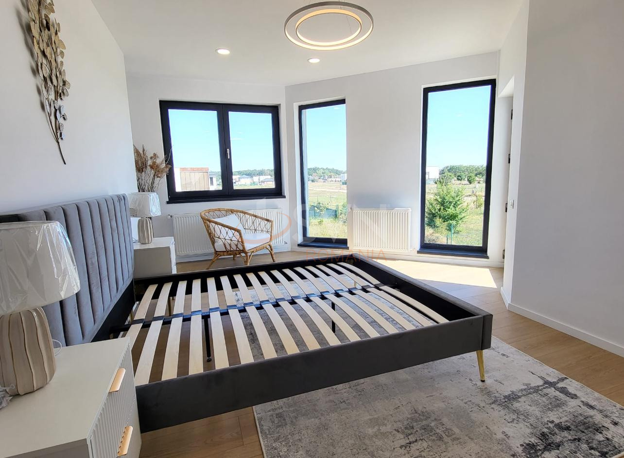 Casa, 5 camere Dambovita/Centru