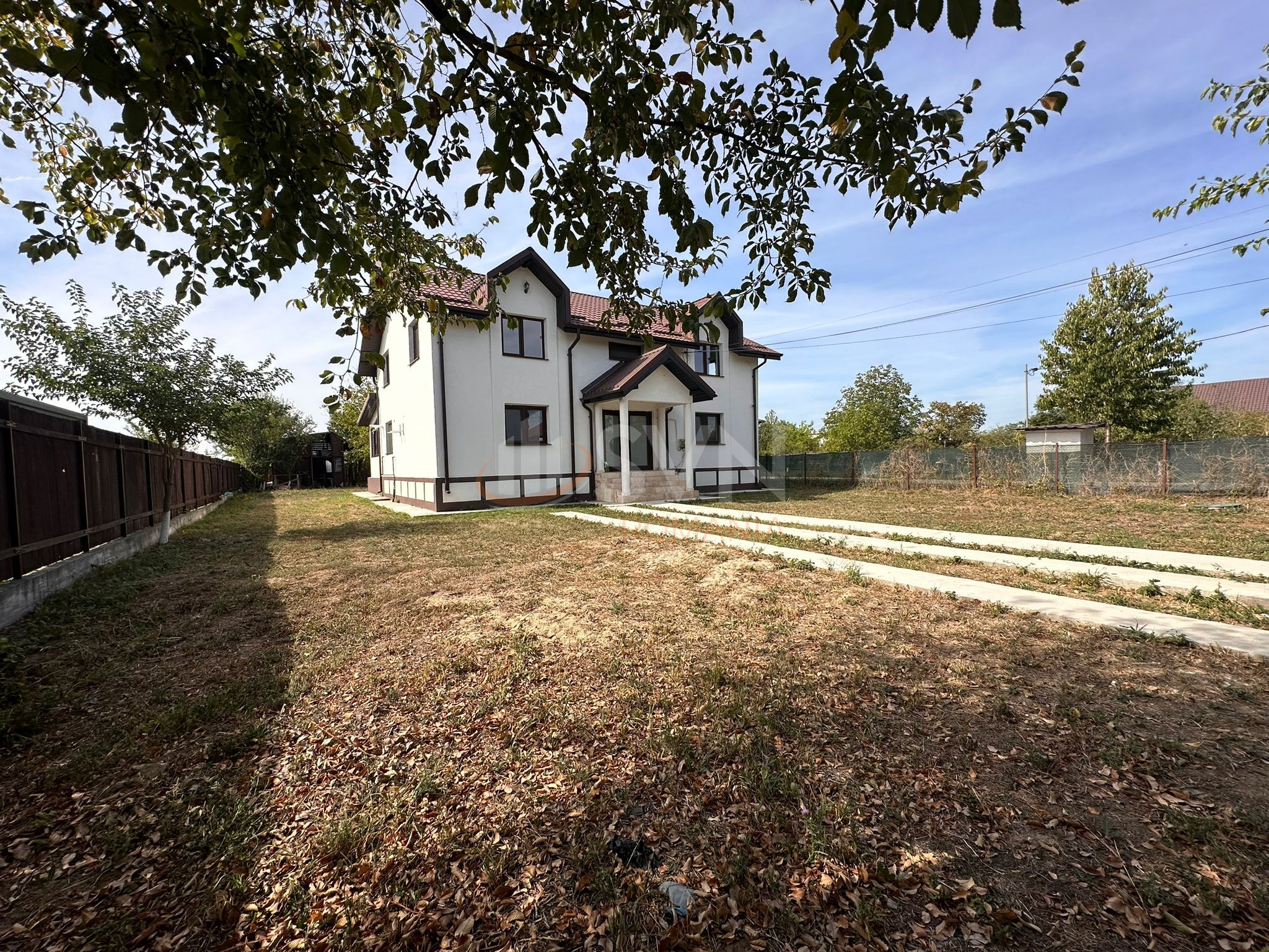 Casa, 5 camere Dambovita/Centru