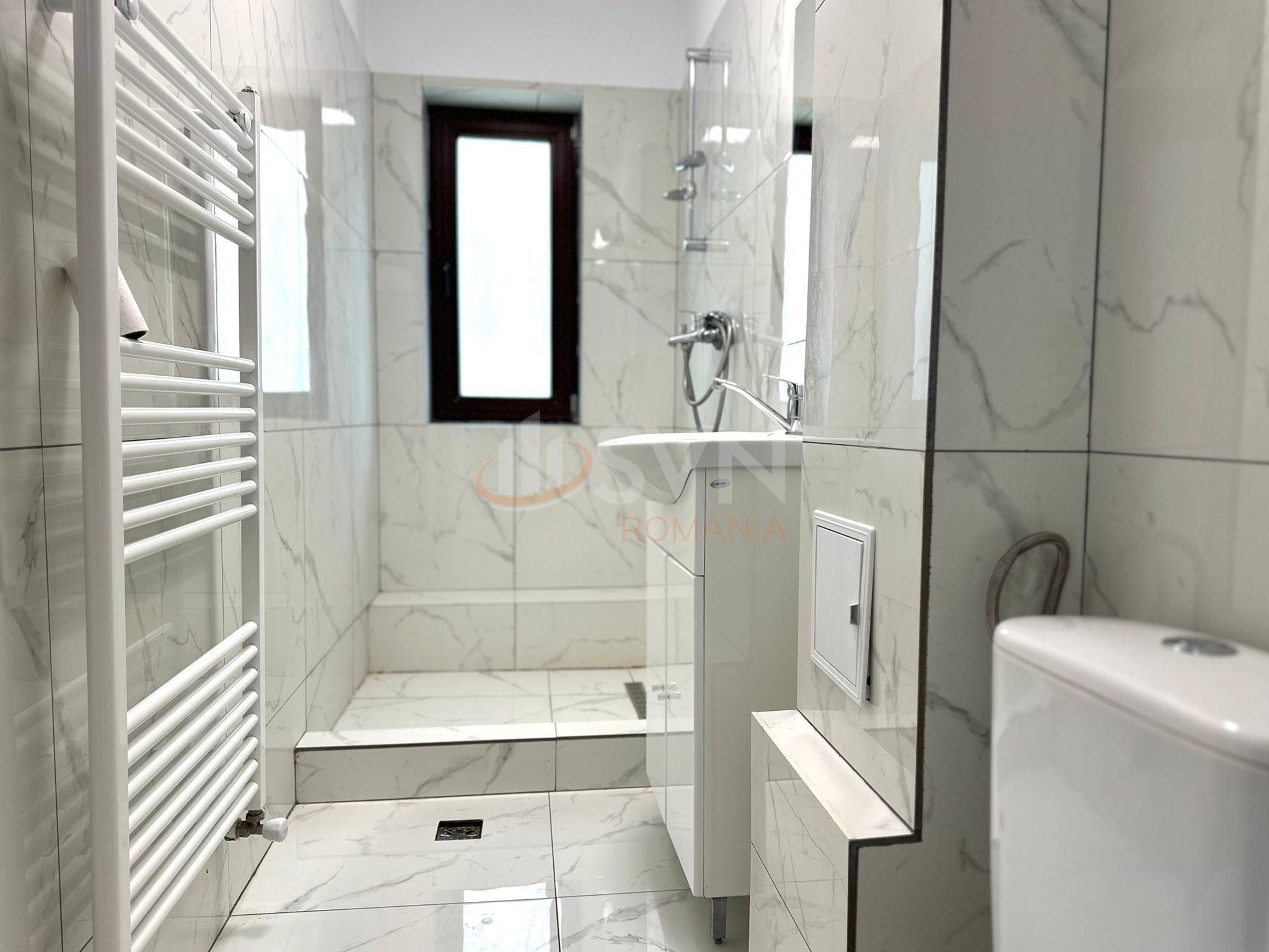 Casa, 5 camere Dambovita/Centru