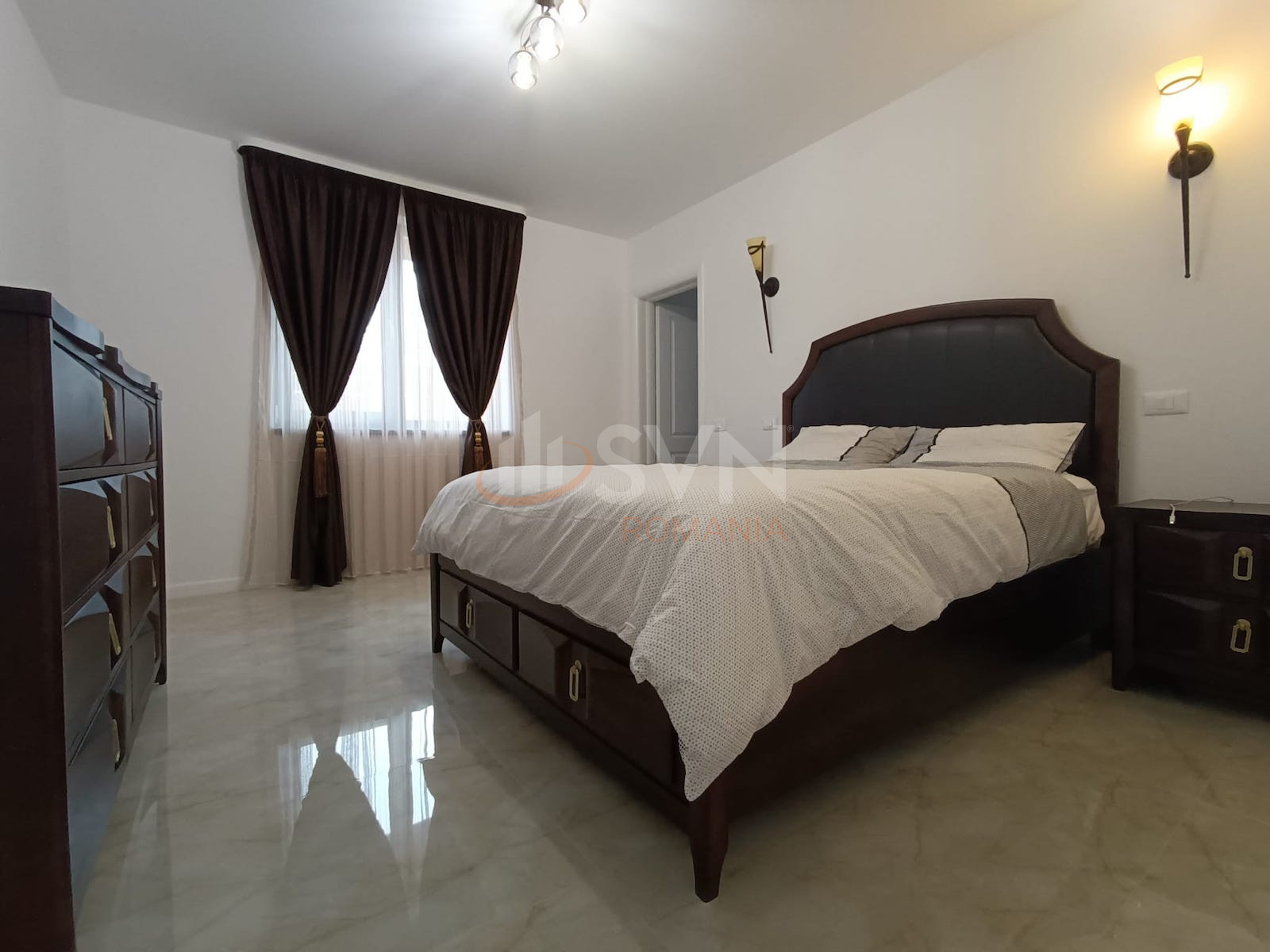 Casa, 5 camere Dambovita/Centru